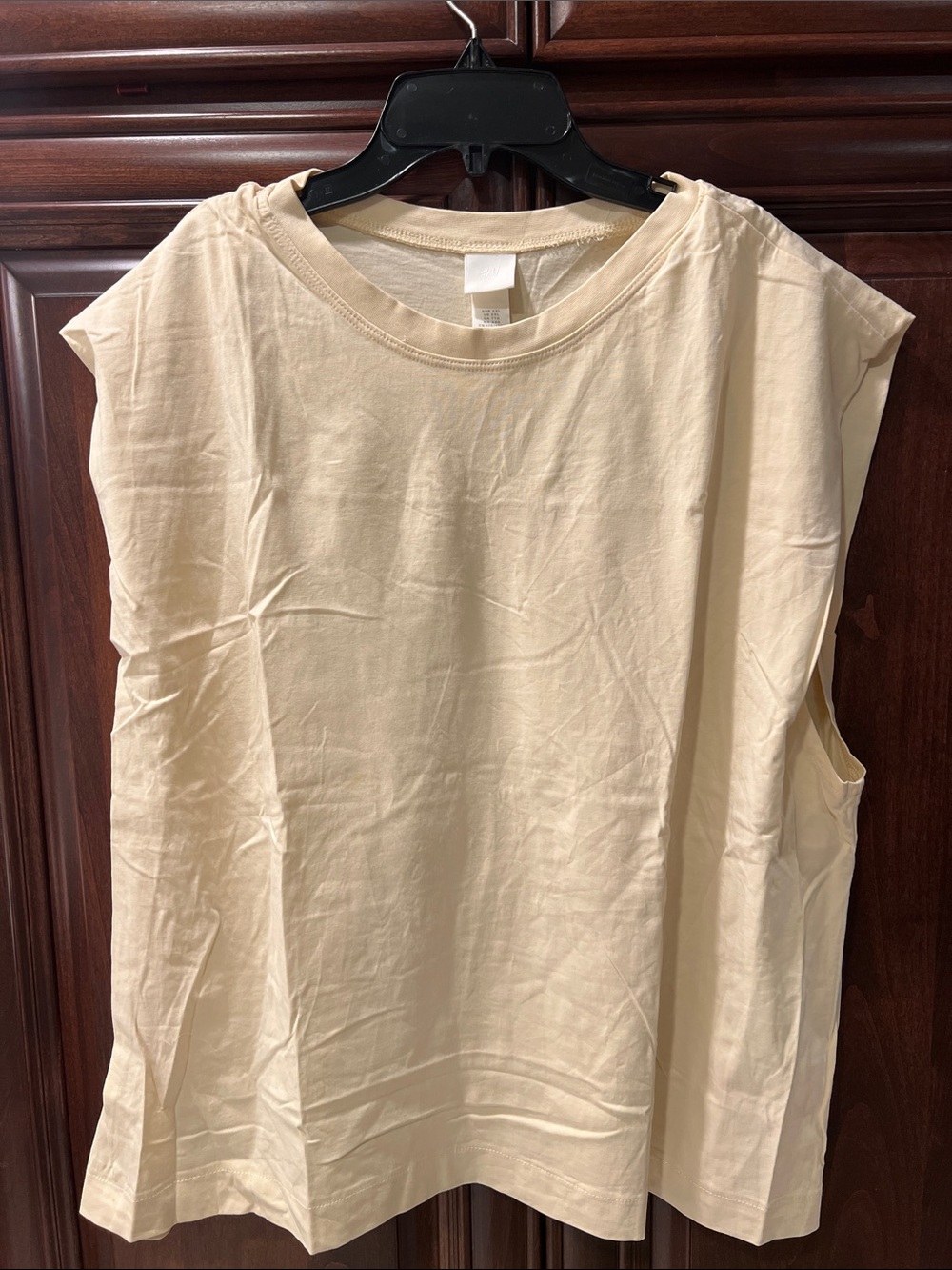 H&M Cream Short Sleeve Crewneck Top